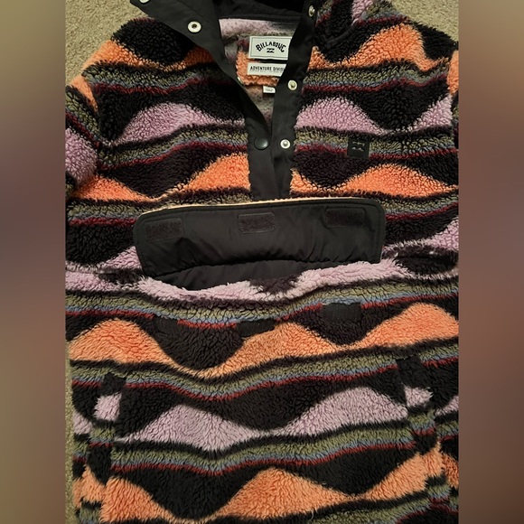 Billabong Switchback Faux Fur Pullover - Picture 4 of 5